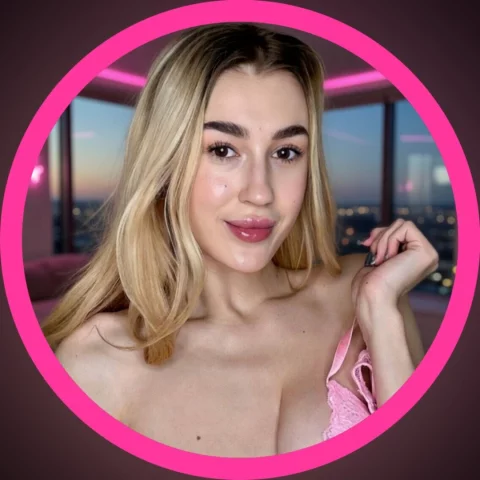 Photo of model @19amelia_eva_vip