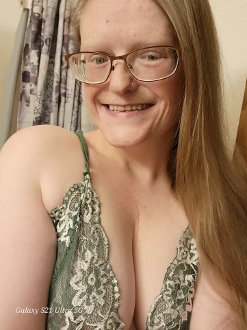 Photo of model @420cutie