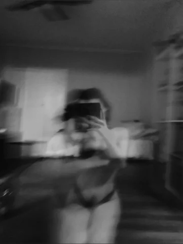 Photo of model @91231123796l