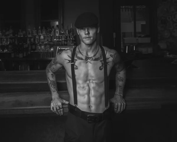 Photo of model @aaronhydes