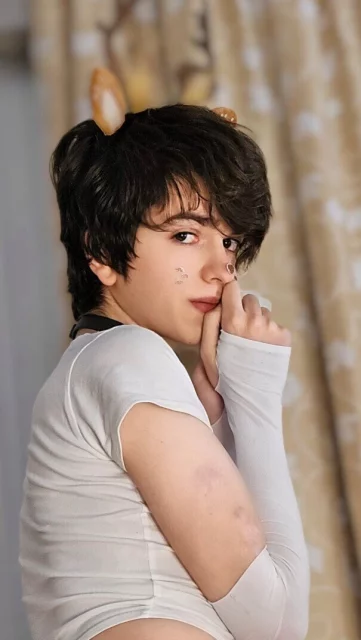 Photo of model @abeliaboy