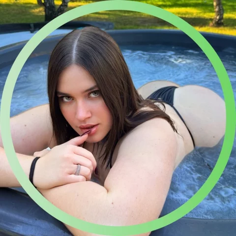 Photo of model @aberryxx