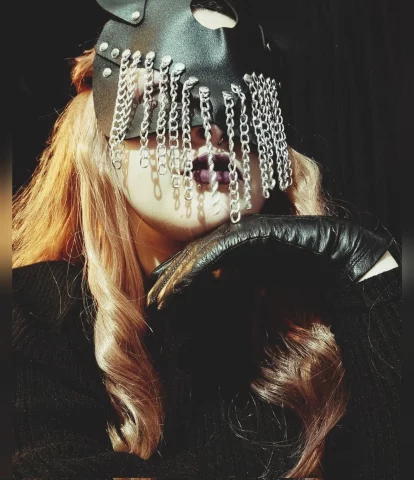 Photo of model @absolutefxckinggem
