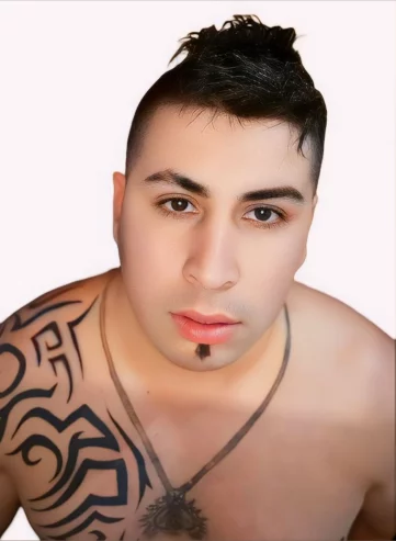 Photo of model @adolfinoyourfriend