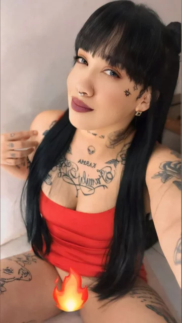 Photo of model @agustinasexx