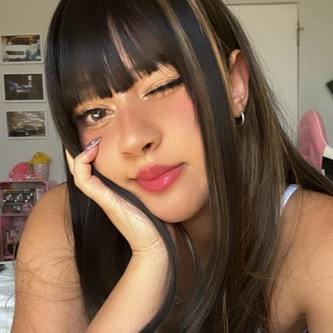 Photo of model @akakumiuarchive