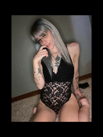 Photo of model @allierae236