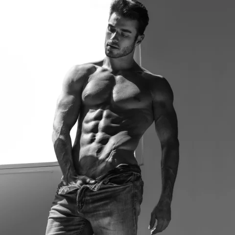 Photo of model @amadeoleandro