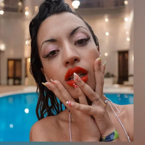 Photo of model @amayasornistar