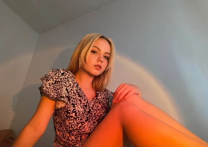 Photo of model @amelia_miura