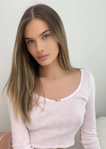 Photo of model @ameliaxreid