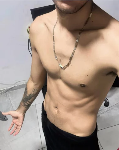 Photo of model @andresgar11442
