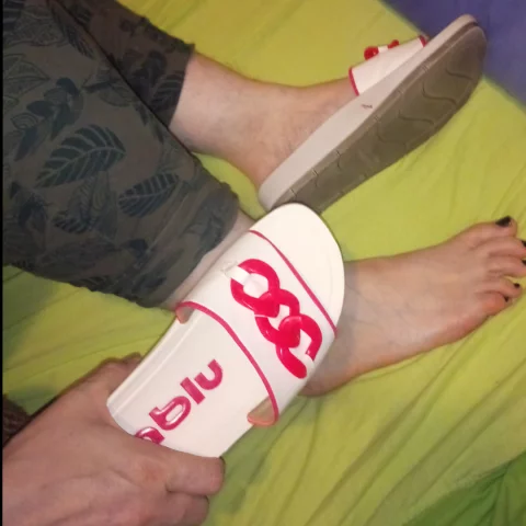 Photo of model @andromedabeautyfeets