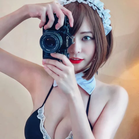 Photo of model @angelakuo0504