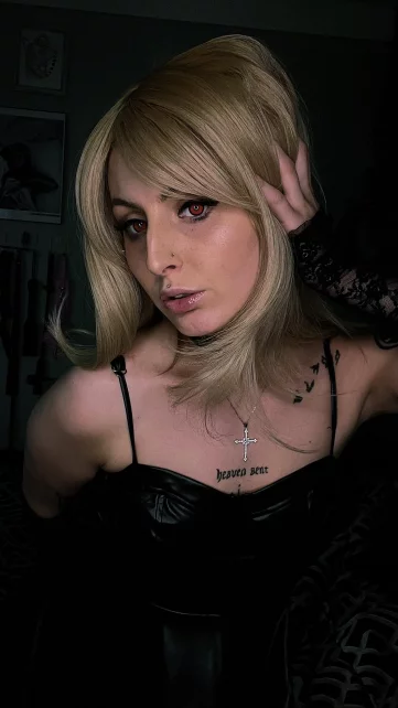 Photo of model @angellynnxo