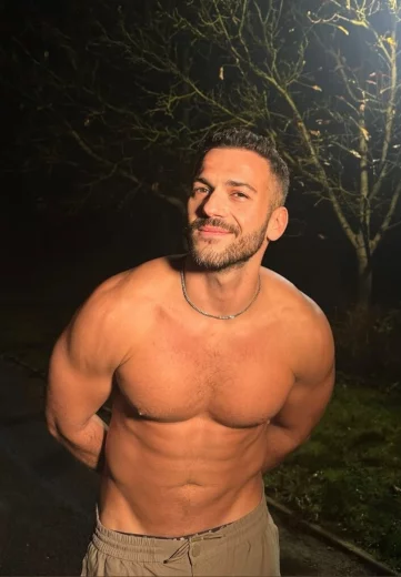 Photo of model @antoniovelezxxx