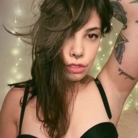 Photo of model @aprilscult