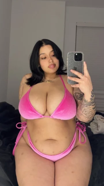 Photo of model @arithesuccubus