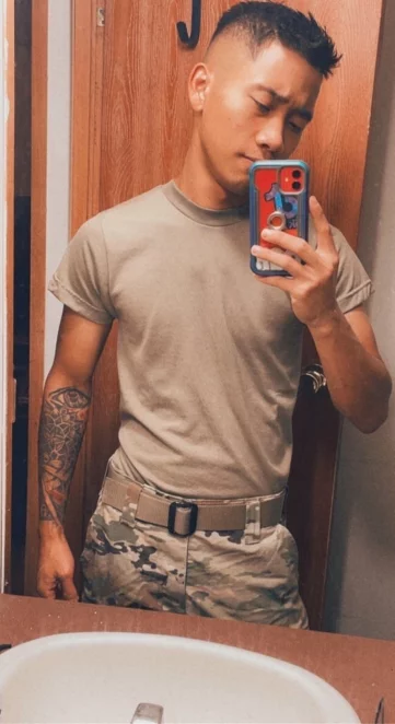 Photo of model @armyguyc12