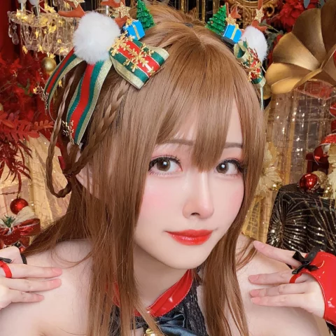 Photo of model @arty42575619