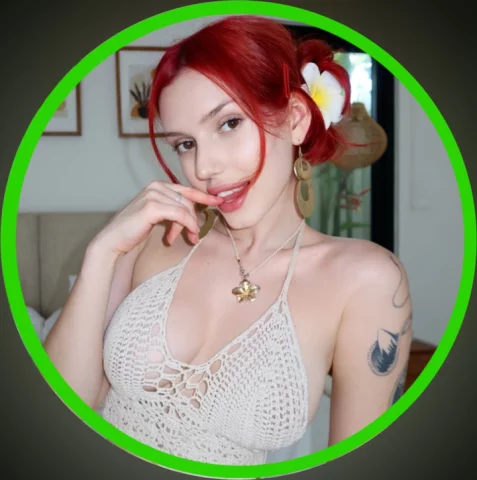 Photo of model @asfdsgdsgdfsgxvxcvcx