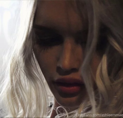 Photo of model @ashleemmae