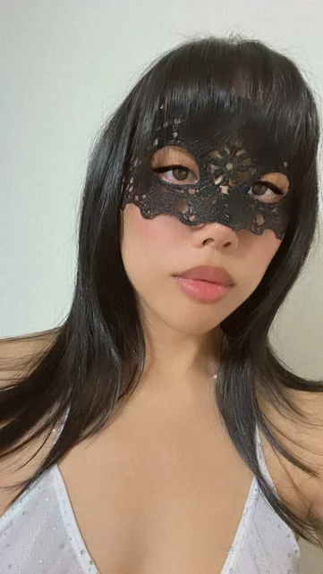 Photo of model @asianbbcluvrfree