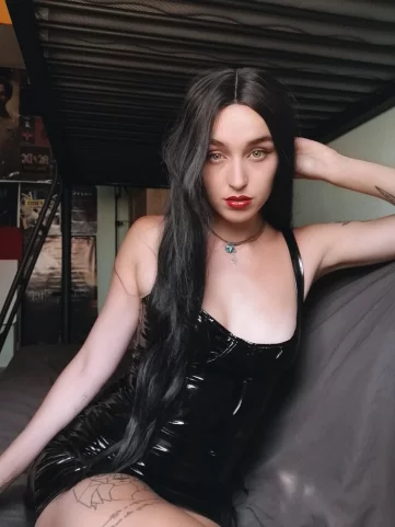 Photo of model @astargoth_free