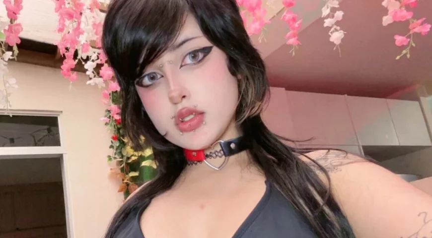 Photo of model @aurora_shadow