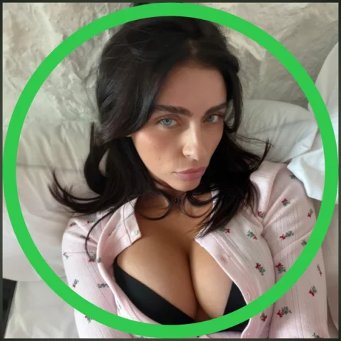 Photo of model @aussielozzafree