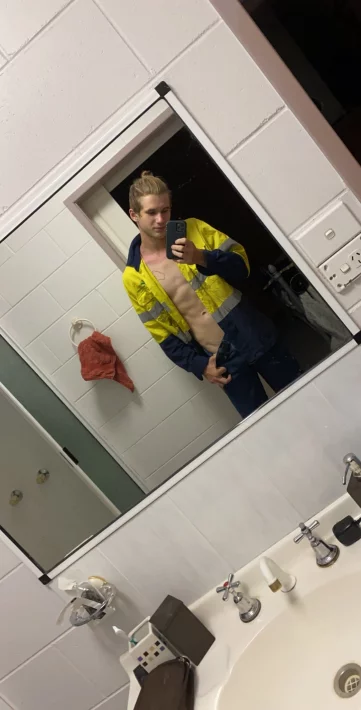 Photo of model @aussiesoccerboy