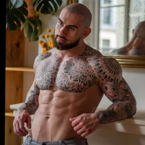Photo of model @axelreedx