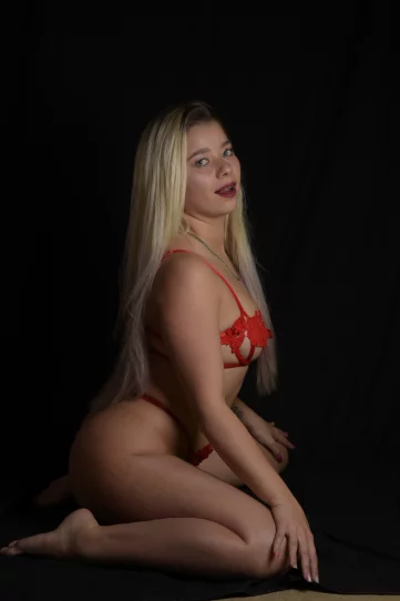 Photo of model @barbiiefree