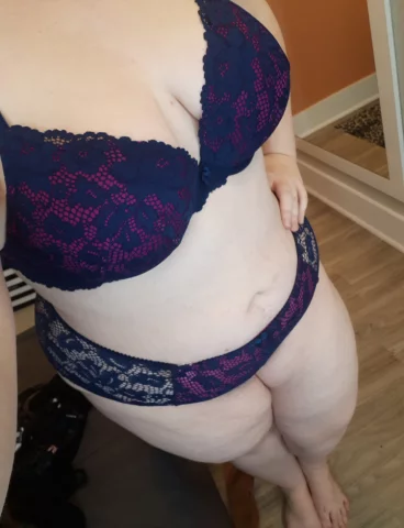 Photo of model @bbw-sarahrose555