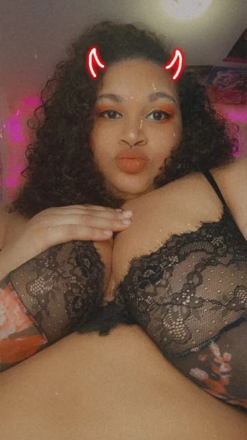 Photo of model @bbwamberlve