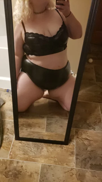 Photo of model @bbwgirl97