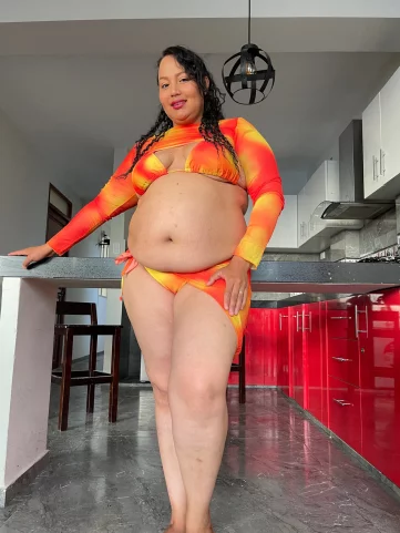 Photo of model @bbwjennifer