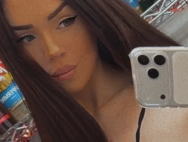 Photo of model @bbyhannxoxo