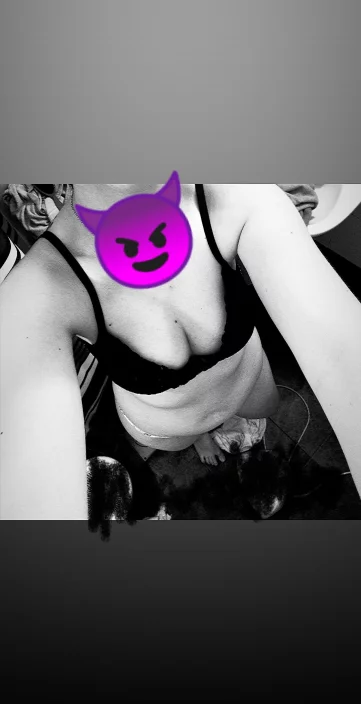 Photo of model @bebitasexy