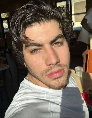 Photo of model @beefwellingtonfree