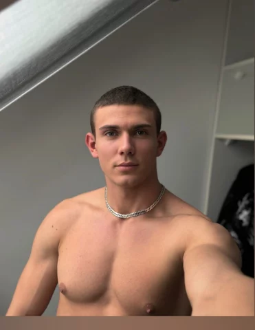 Photo of model @benbrightt