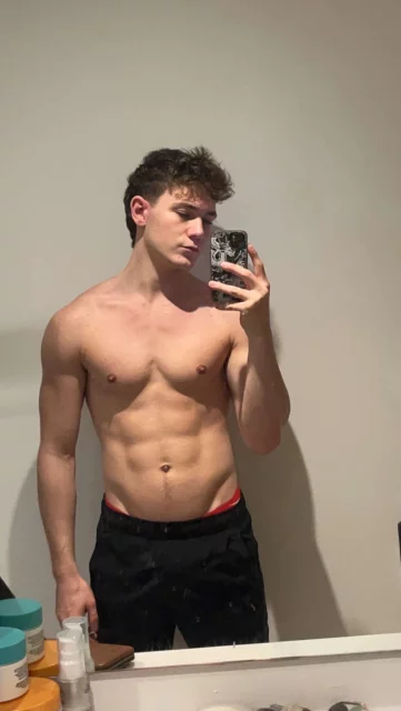 Photo of model @benjijacobs