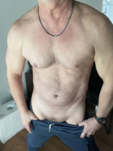 Photo of model @benn_dover4me
