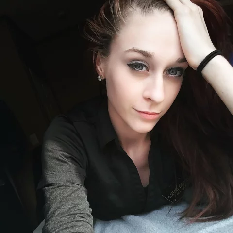 Photo of model @bettyofthedeadfree