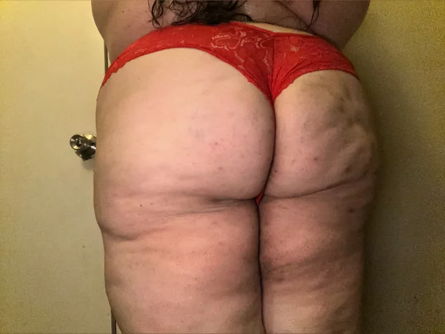 Photo of model @bigassbaddiexoxo
