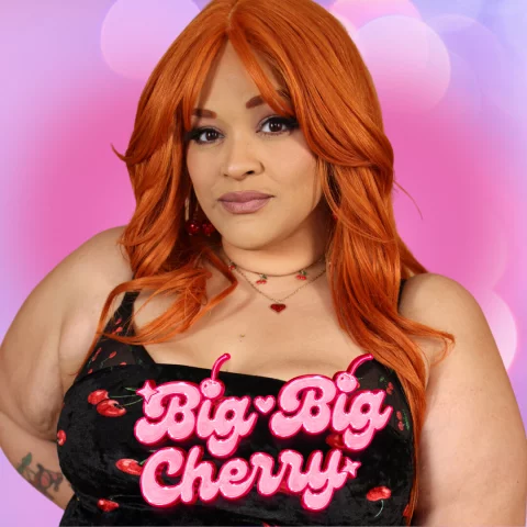 Photo of model @bigbigcherry