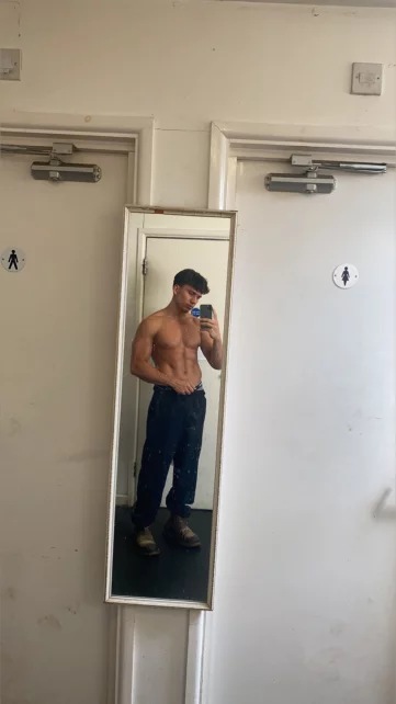 Photo of model @bigboybennifree