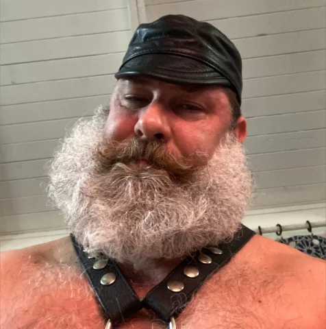 Photo of model @bigburlybears