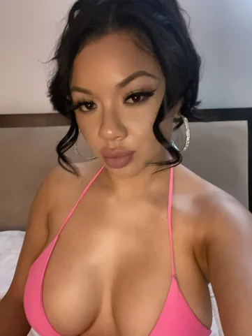 Photo of model @billionairebaby