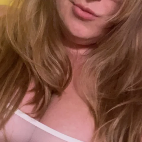 Photo of model @blondejessica